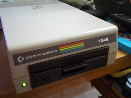 Commodore 1541 disk drive maintenance, part 2: head alignment